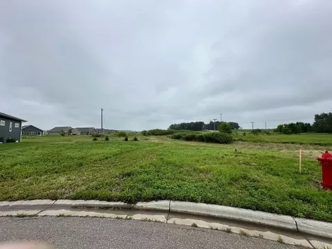 Nnnn Evergreen Place Ne, Owatonna, MN 55060