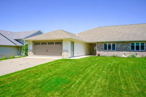 341 Cedar St, Baldwin, WI 54002