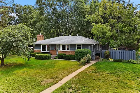 10900 Ewing Ave S, Bloomington, MN 55431