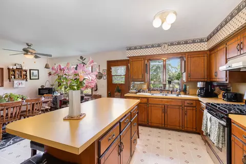 14237 Acorn Trl, Faribault, MN 55021 photo 12