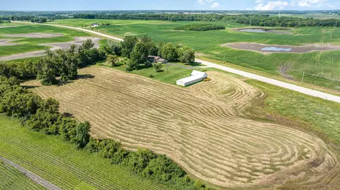 14237 Acorn Trl, Faribault, MN 55021 photo 28