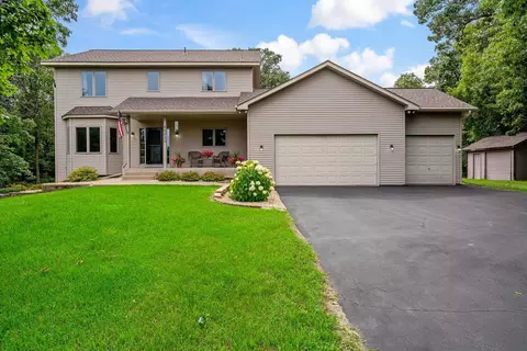 20330 Gladiola St NW, Oak Grove, MN 55011