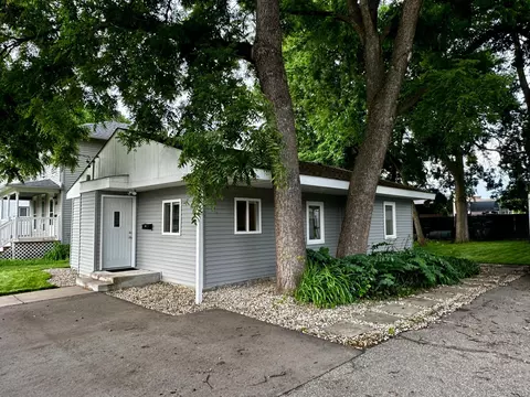 519 Carney Ave, Mankato, MN 56001