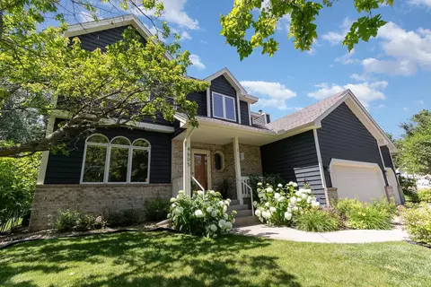 4605 Ithaca Ln N, Plymouth, MN 55446