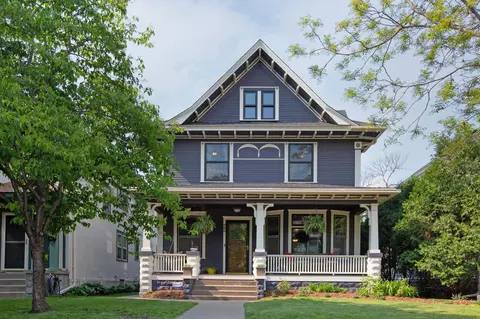 995 Saint Clair Ave, Saint Paul, MN 55105