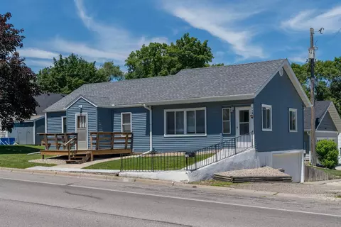 112 Central St E, Lonsdale, MN 55046