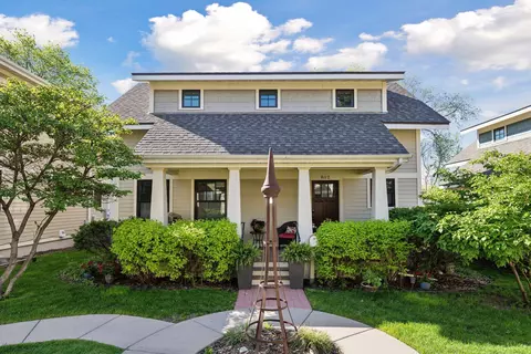 812 NE Main St, Minneapolis, MN 55413