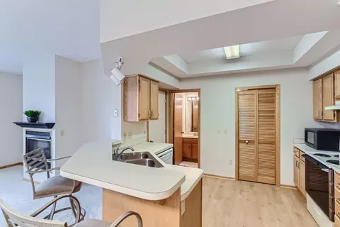 1961 N Ruby Ct #29, Eagan, MN 55122 photo 5