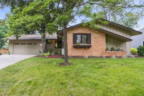 8508 39th Ave N, New Hope, MN 55427