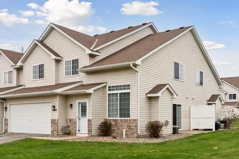 17443 Glacier Way #10, Lakeville, MN 55044