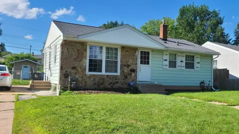 2131 Hawthorne Ave E, Saint Paul, MN 55119