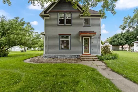 104 S Park St, Hendricks, MN 56136 photo 2