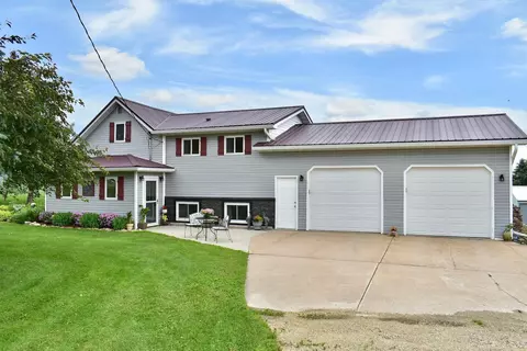 27348 Hart Dr, Rushford, MN 55971