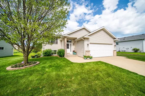 5187 56th Ave NW, Rochester, MN 55901