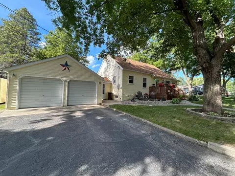 625 S 10th St, Montevideo, MN 56265