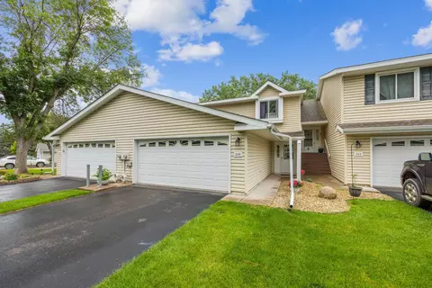 248 96th Ln NE, Blaine, MN 55434