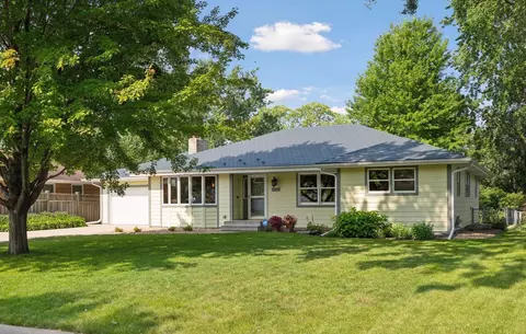 6016 Abbott Ave S, Edina, MN 55410