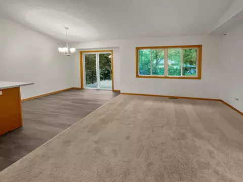 9252 Ryan Pl, Lexington, MN 55014 photo 3