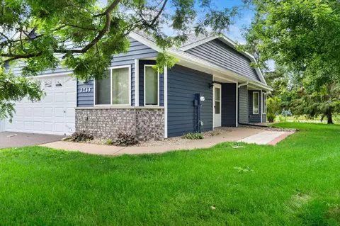 3244 Edgerton St, Vadnais Heights, MN 55127