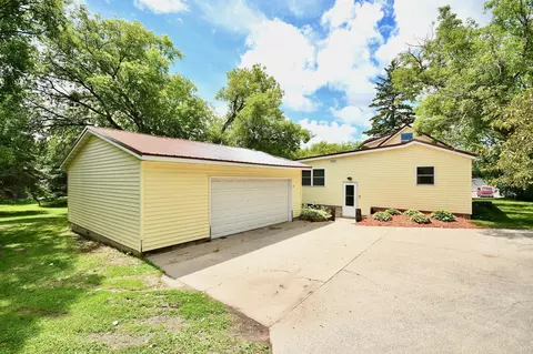 501 Roosevelt Ave, Detroit Lakes, MN 56501