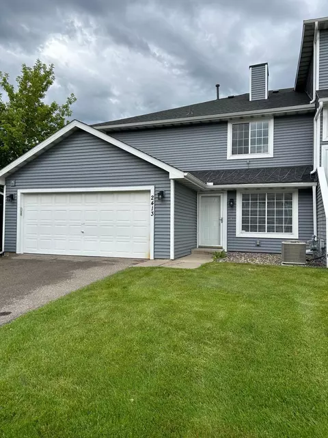 2413 E 117th St #32, Burnsville, MN 55337
