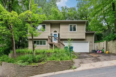 3018 Devon Ln, Mound, MN 55364