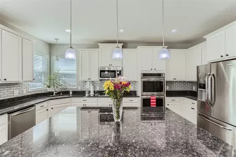 15142 Ely Ave, Apple Valley, MN 55124 photo 7