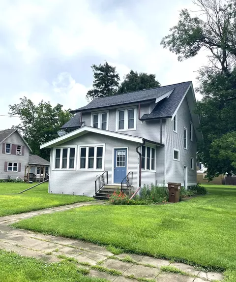 315 Ash Ave N, New Richland, MN 56072