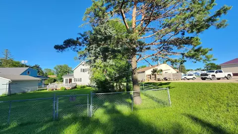 22 Maple St N, Conger, MN 56020 photo 8