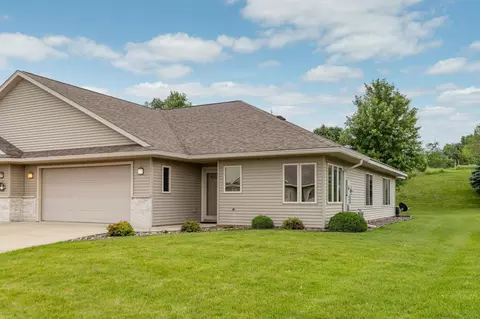 2312 Pinestar Ln SE, Rochester, MN 55904