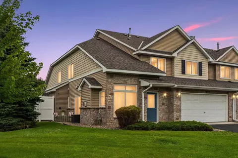 16390 Elm Creek Ln #6048, Lakeville, MN 55044