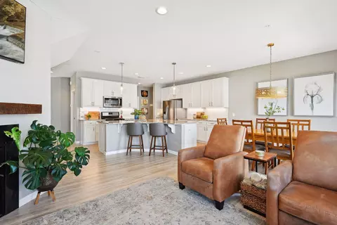 7180 Walnut Grove Ln N, Maple Grove, MN 55311