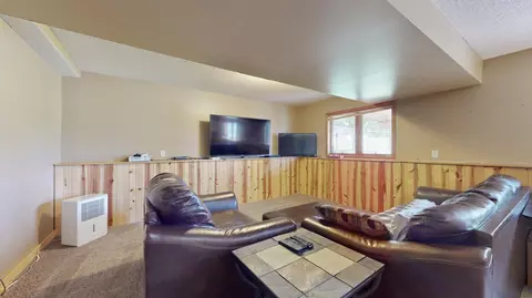 348 Crestview Cir, Jordan, MN 55352 photo 17