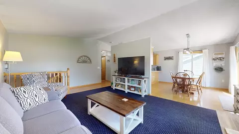 348 Crestview Cir, Jordan, MN 55352 photo 6