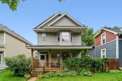 690 Armstrong Ave, Saint Paul, MN 55102