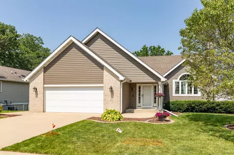 485 Manor Ridge Dr NW, Rochester, MN 55901