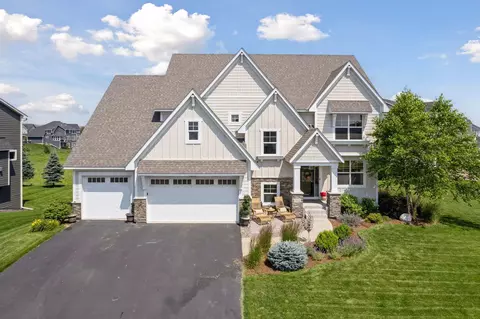 9058 Bur Oak Rd, Woodbury, MN 55129
