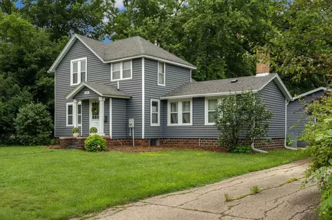 609 Elm Ave E, Waseca, MN 56093