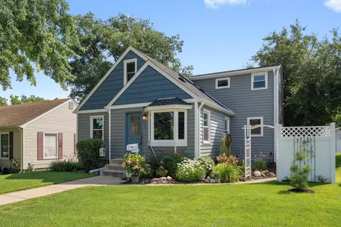 675 3rd Ave NW, New Brighton, MN 55112