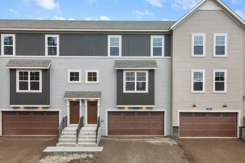 1566 Torres Ln, West Saint Paul, MN 55118