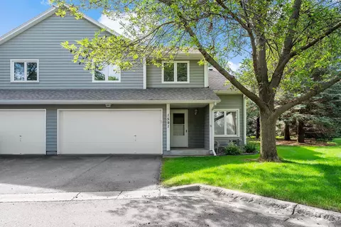 1591 Geske Rd, Chaska, MN 55318