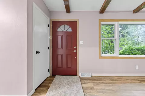 381 Skillman Ave E, Maplewood, MN 55117 photo 8