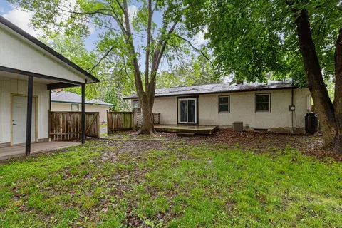 381 Skillman Ave E, Maplewood, MN 55117 photo 5