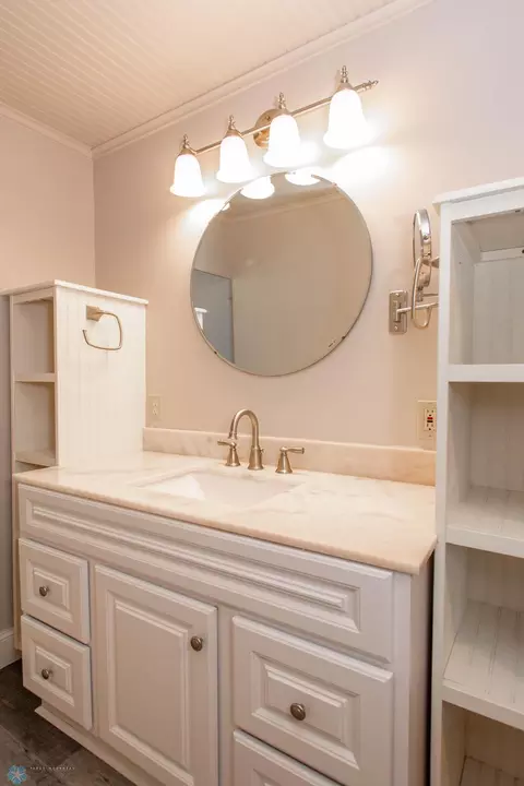 Bath - 501 1st St, Wolverton, MN 56594 photo 1 of 7