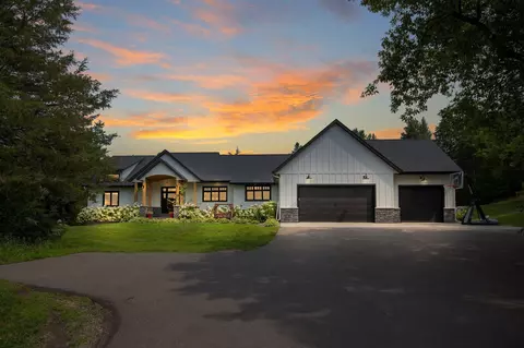 233 124th Ave, Hudson, WI 54016