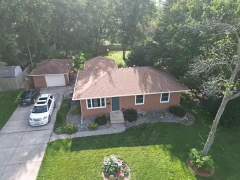 1050 Valley View Rd, Faribault, MN 55021 photo 2
