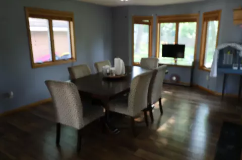 1050 Valley View Rd, Faribault, MN 55021 photo 8