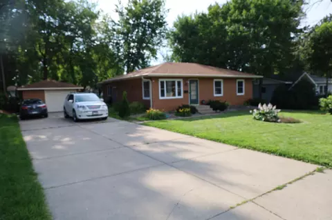 1050 Valley View Rd, Faribault, MN 55021 photo 3