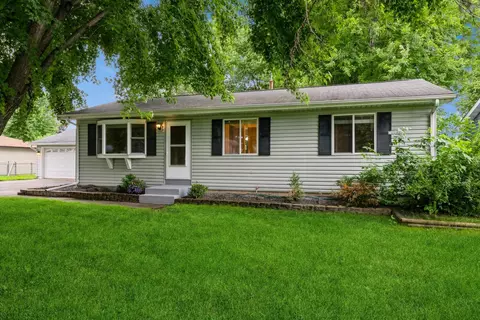 332 1st Ave SE, New Brighton, MN 55112