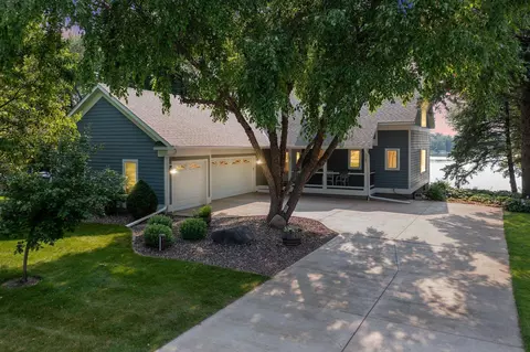 21340 Fondant Ave N, Forest Lake, MN 55025